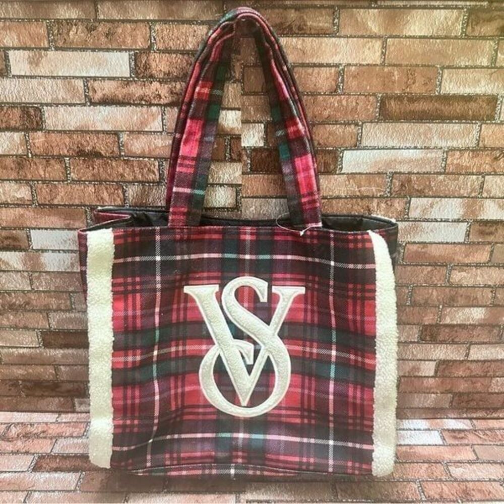 Victorias Secret Festive logo sherpa fleece tote Bag